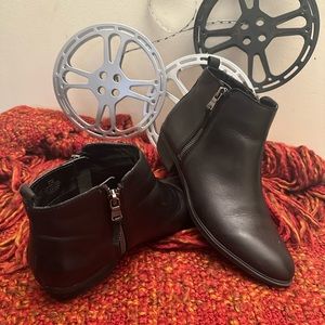 LAUREN black boots